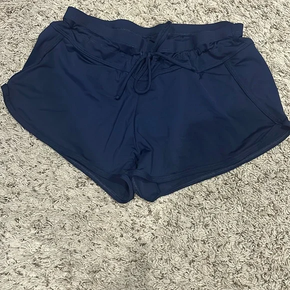 Athleta women’s swim shorts - Picture 1 of 3